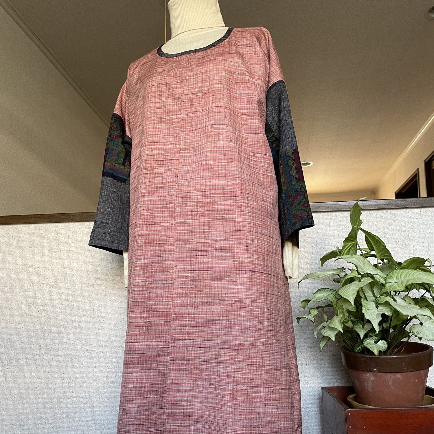 秋冬〜春夏　紬　つむぎ　着物リメイク　紬きものワンピース　着物ワンピース　七分袖