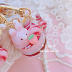 あにまるパフェキーホルダー　フェイクフード　ハンドメイドレジン　キーホルダー　くま　パフェ