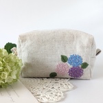 秋色紫陽花の手刺繍　ボックスポーチ