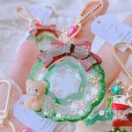 くまちゃんのXmasリース　ハンドメイドレジン　キーホルダー　ハンドメイドキーホルダー　クリスマス　Xmas