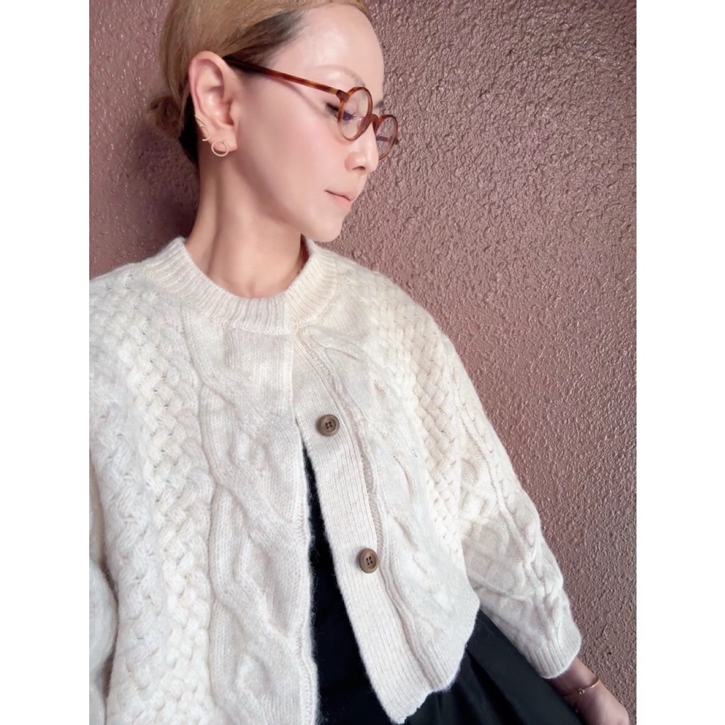 RATA❤️オリジナルニット❤️ケーブル柄のショートニット