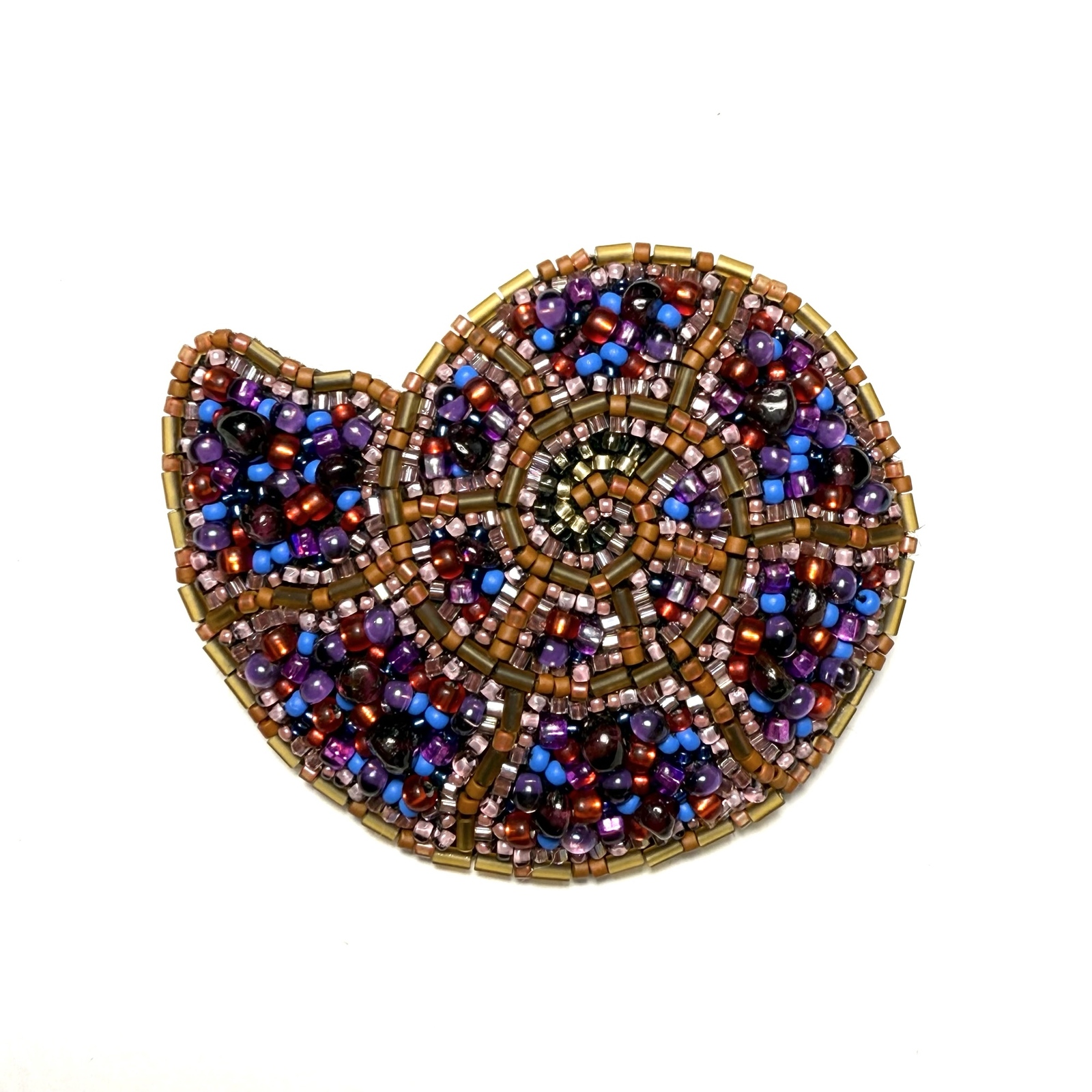 アンモナイト ビーズ刺繍ブローチ 5,550円