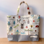 【ｇ様ご予約品】★ラミネートバッグ30×43×8＊昆虫図鑑がカッコイイ☆ナチュラル×ネイビー★
