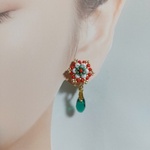 グリーンしずくビーズイヤリング