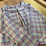 前タックフラット襟ブラウス　チェック　紫系