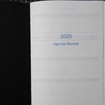 2025年のシンプルスケジュール帳（イタリア語表記・月曜始まり）