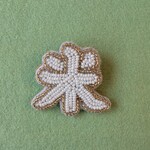 ビーズブローチ　米