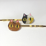 ぷっくり猫のヘアピン    ミケと茶トラ