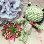 【再販×7☆】無事にカエル☆編みぐるみのカエル