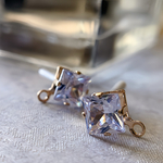 【在庫限り】4pcs)3689)インポートピアス) Crystal square#3i