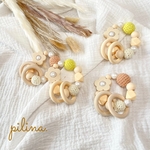 ‼️クリアランスセール‼️60%off‼️❁flower×knit❁木製リング付き歯固めリング　歯固めブレスレット　b