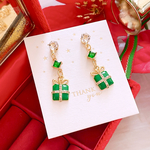 サンタさん🎅🏻からのクリスマス🎄プレゼント🎁✨️ ハンドメイド ピアス イヤリング レディース アクセサリー