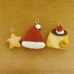 【ハンドメイド】⭐️🎅🏻🍮🐤クリスマスクッキー♪  プリンクッキー&サンタの帽子クッキー(いちご)&スタークッキー(プレーン)