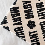 【オックス55×50】MARY QUANT ロゴ・ベージュ