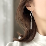 オーバルデザインリング × さらさら揺れるチェーンタッセル　ロングピアス/イヤリング　シルバー　サージカルステンレス　大ぶり　夏
