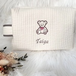 ♡送料無料♡ おむつポーチ　くま　刺繍　名前　名入れ　イブル　ヌビ　リバティ　ハンドメイド　うちの子グッズ　
