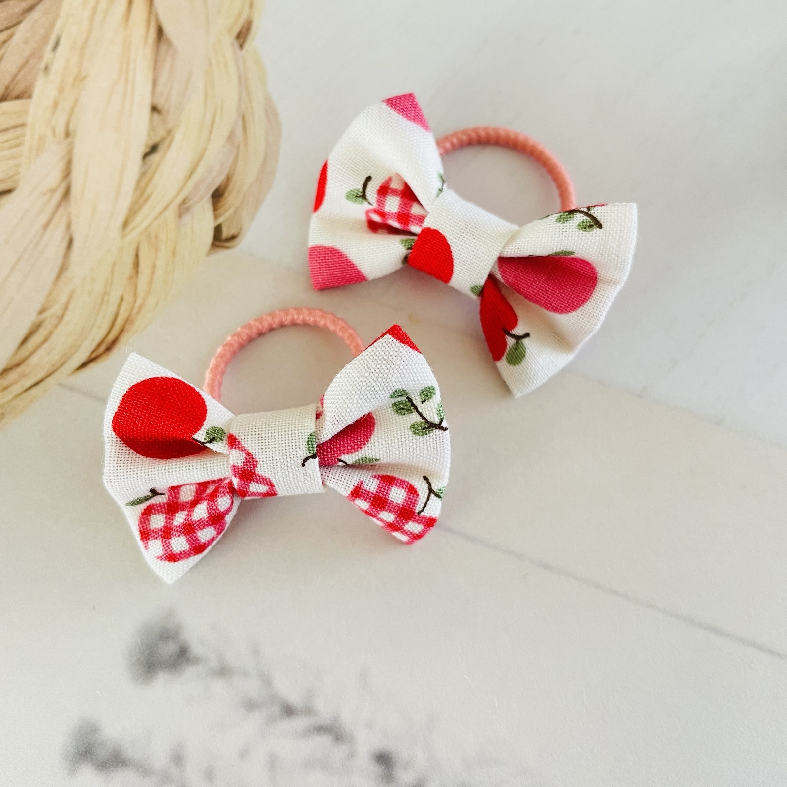 BABY アップル リボンコーム エンジ 林檎