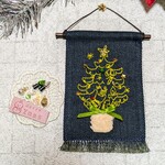 お飾りしてね❣のクリスマスタペストリー　デニム×イエロー