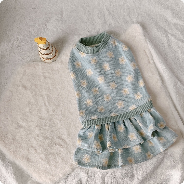 犬服 ワンピース(M) ꒡̈⃝Lily꒡̈⃝ハンドメイド 【公式通販】