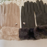 ビジュー付きファー手袋　(ブラック、ブラウン共に残り1点ずつ！)