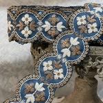 コゲあり　数量限定　1メートル　[実物のお色味と違う場合があります] インド刺繍リボン　花　インド刺繍　スパンコール　刺繍リボン　リボン　りぼん