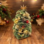省スペースで飾れる大王松のクリスマスツリー