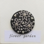 ビーズ刺繍くるみボタン(ヘアゴム/ブローチ)クリスマスギフト