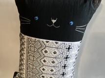地刺しの猫クッション(N)