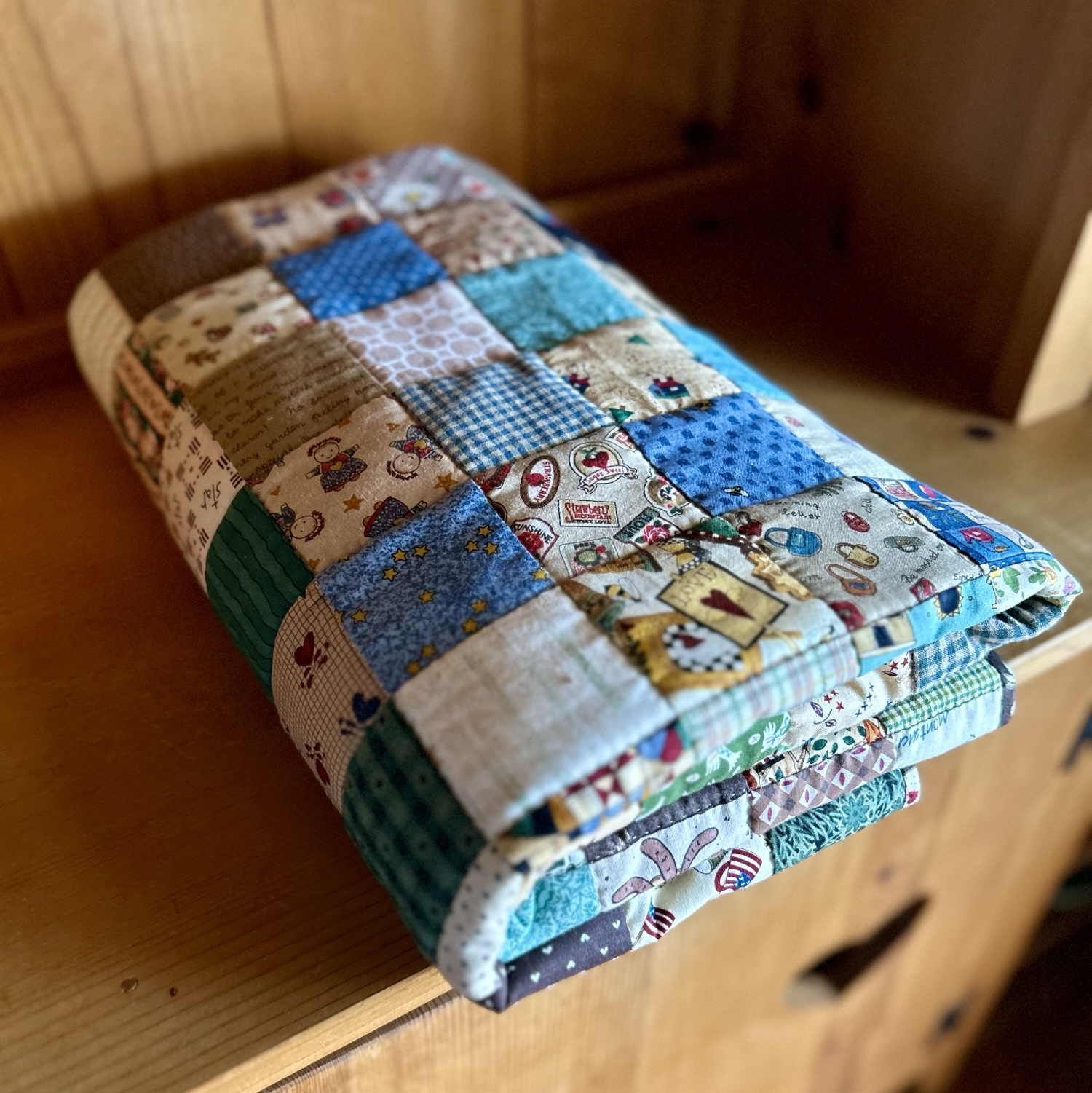 パッチワークキルト　ビンテージ　ハンドメイド ハンドメイド パッチワークキルト フィードサック ビンテージ