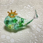 置物キングくじら（四葉のクローバー）