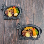 チーズインハンバーグとエビフライ ブローチ
