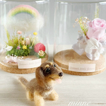 ミニチュアダックスチョコタンちゃん　選べるガラスケース2タイプ　犬フラワーアレンジメント　虹の橋　羊毛フェルト