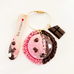 Cassis chocolate.