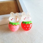 23×17mm　イチゴうさぎのデコパーツ　2色×7　１４個セット　P968