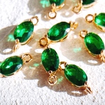 【4コ】 コネクター　チャーム　ガラス　真鍮　オーバル　グリーン