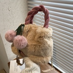 バケットバッグ毛皮のようなクロスボディバッグ