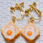 目玉焼きハムトースト🍳イヤリング