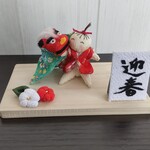 お正月飾り　わらべちゃんの迎春