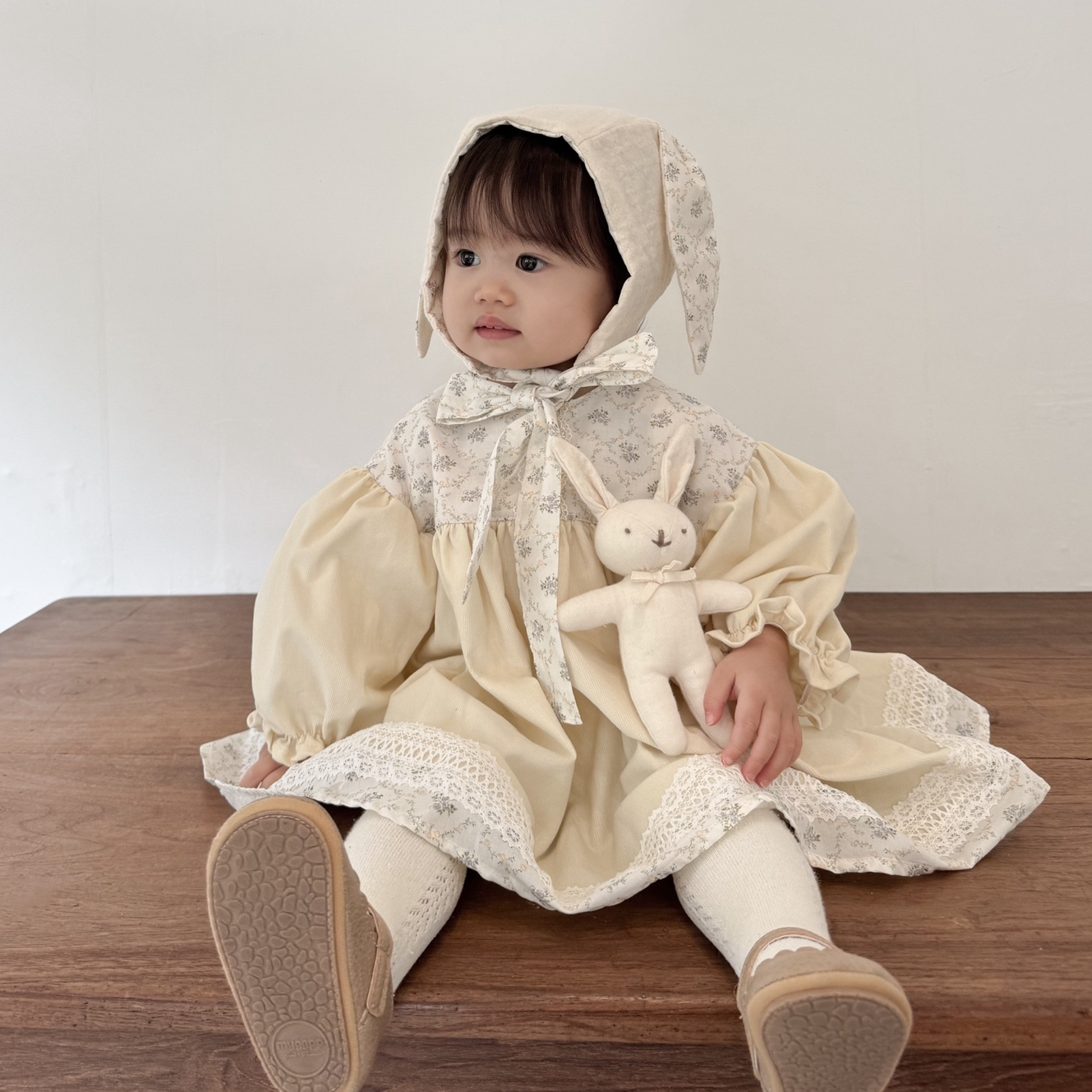 aoi 様　刺繍入りフリルスタイ aoi 様 刺繍入りフリルスタイ（フリルスタイ名入れ 刺繍 スタイ