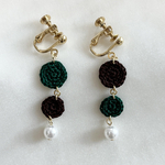 かぎ針編み シンプルなまるとパールのイヤリング