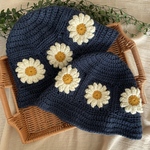 手編み　クロシェハット　お花　デイジー　モチーフ　冬　ウール　かぎ編み　キッズ　ベビー　大人