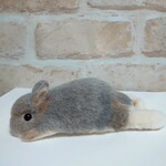 リラックス足伸ばし ぺちょん うさぎ 薄グレーライラック リンクス系☆