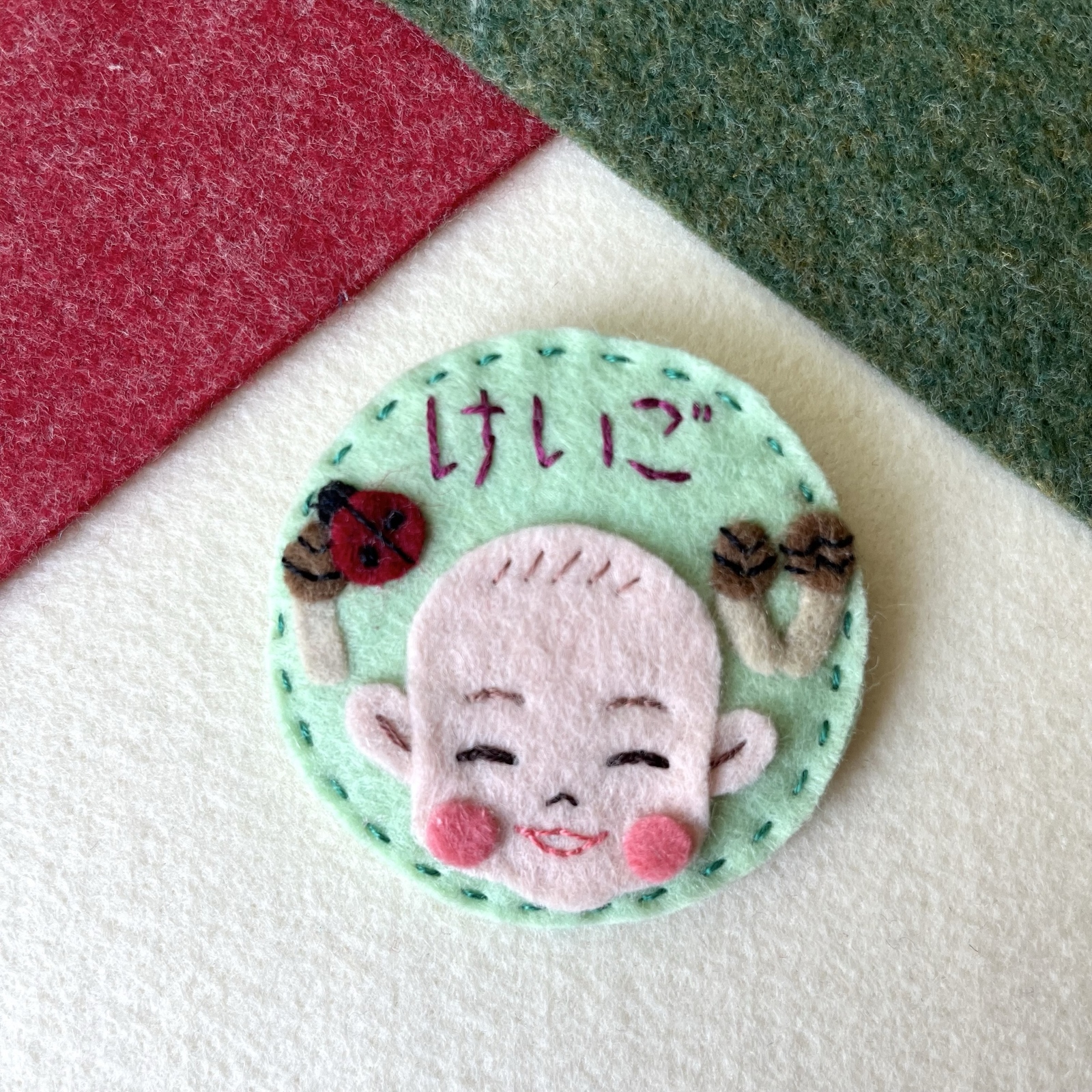 似顔絵フェルトバッジ お名前入れます - *せんたくびよりチハル