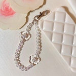 No.63 ✧clear✧ 《スマホストラップ》韓国　可愛い　ビーズ　ハンドストラップ　お花　透明感