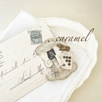 ホワイトな木製糸巻きのメルスリー𖧷 ⁺.