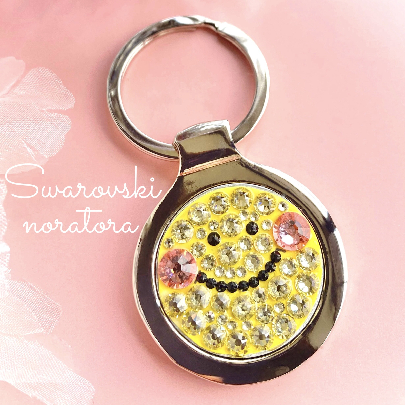 【w-94(3)】キーホルダー キーリング❁ニコちゃん カラフル 個性的 古着 w-94(3)】キーホルダー キーリング❁ニコちゃん カラフル 個性的