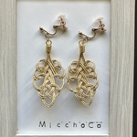 水引アクセサリー　葉結びイヤリング／ピアス　ベージュ金　No.308-2