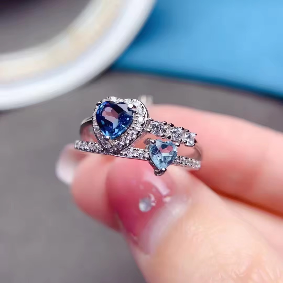 topaz〗天然 ロンドンブルー トパーズ ダブル ハート 取り巻き