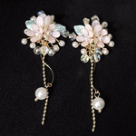 優美なジャスミンの花　イヤリング/ピアス