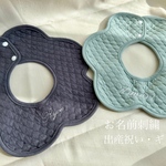 【名入れ刺繍　防水スタイ】お花スタイ＊